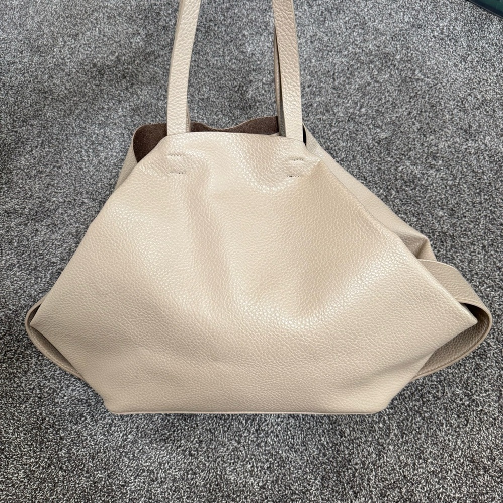 Zara Basic Collection Large Slouchy Triangle Shap… - image 2